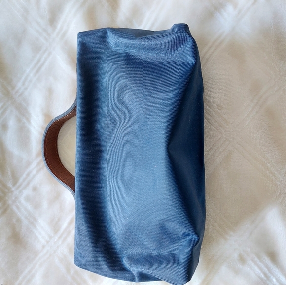 Longchamp navy cosmetic case - Picture 3 of 3